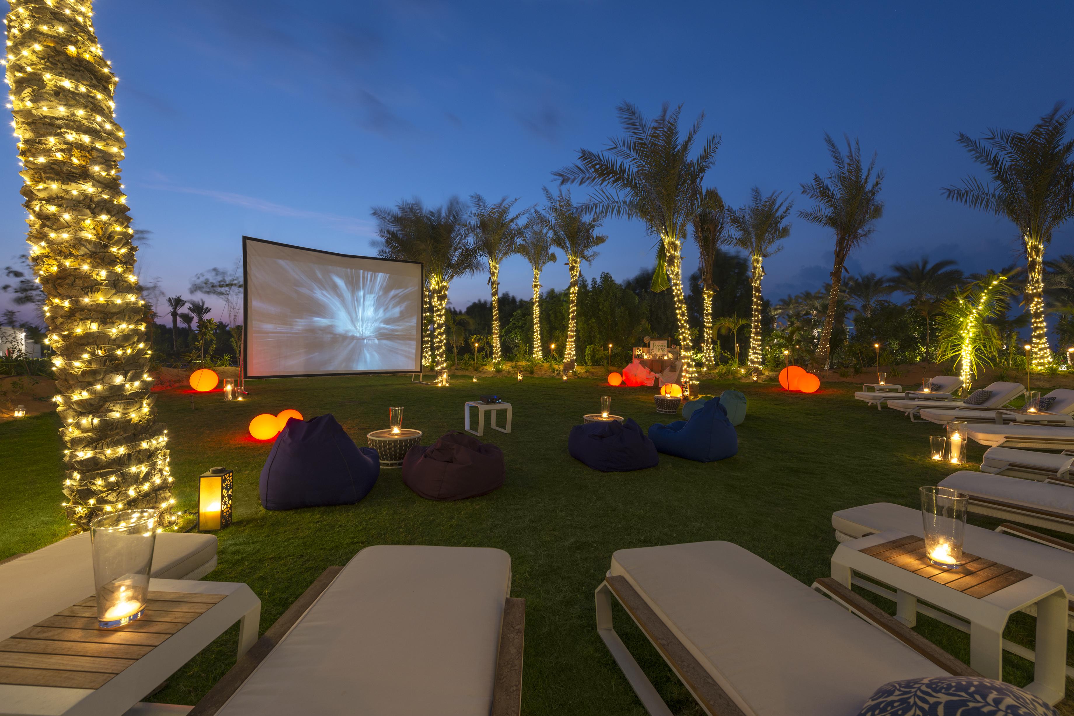 Zaya Nurai Island Resort Abu Dhabi Bagian luar foto The Lawn