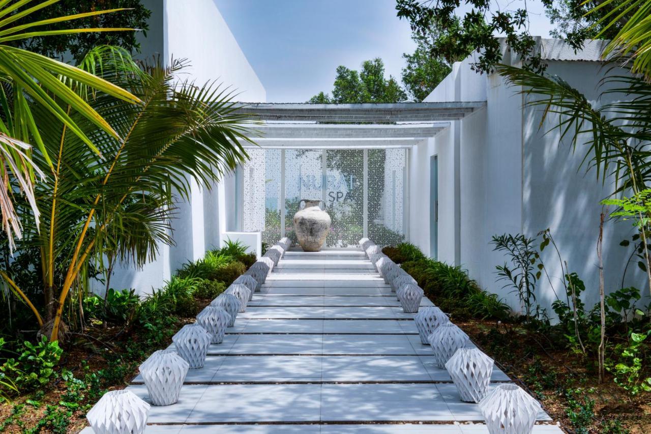Zaya Nurai Island Resort Abu Dhabi Bagian luar foto Entrance to the museum